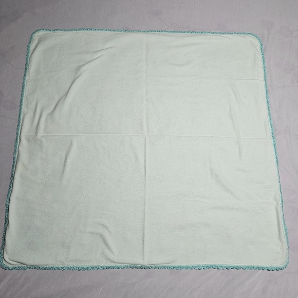 New* handmade baby feet and turquo one of a kind baby blanket approx. 32" by 34" - Picture 11 of 12